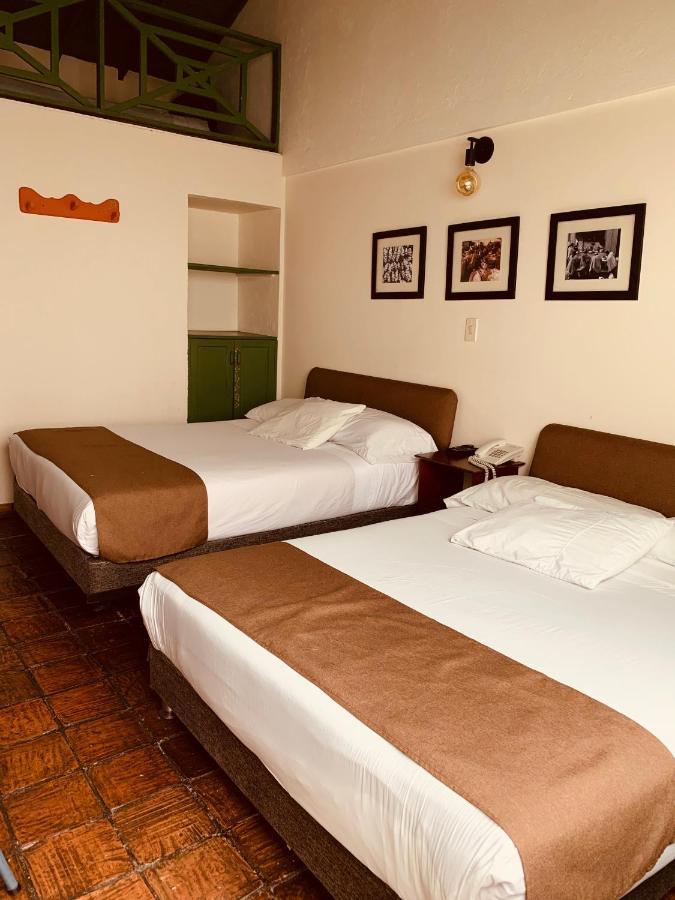 Hotel Posada De San Agustin Tunja Exteriör bild